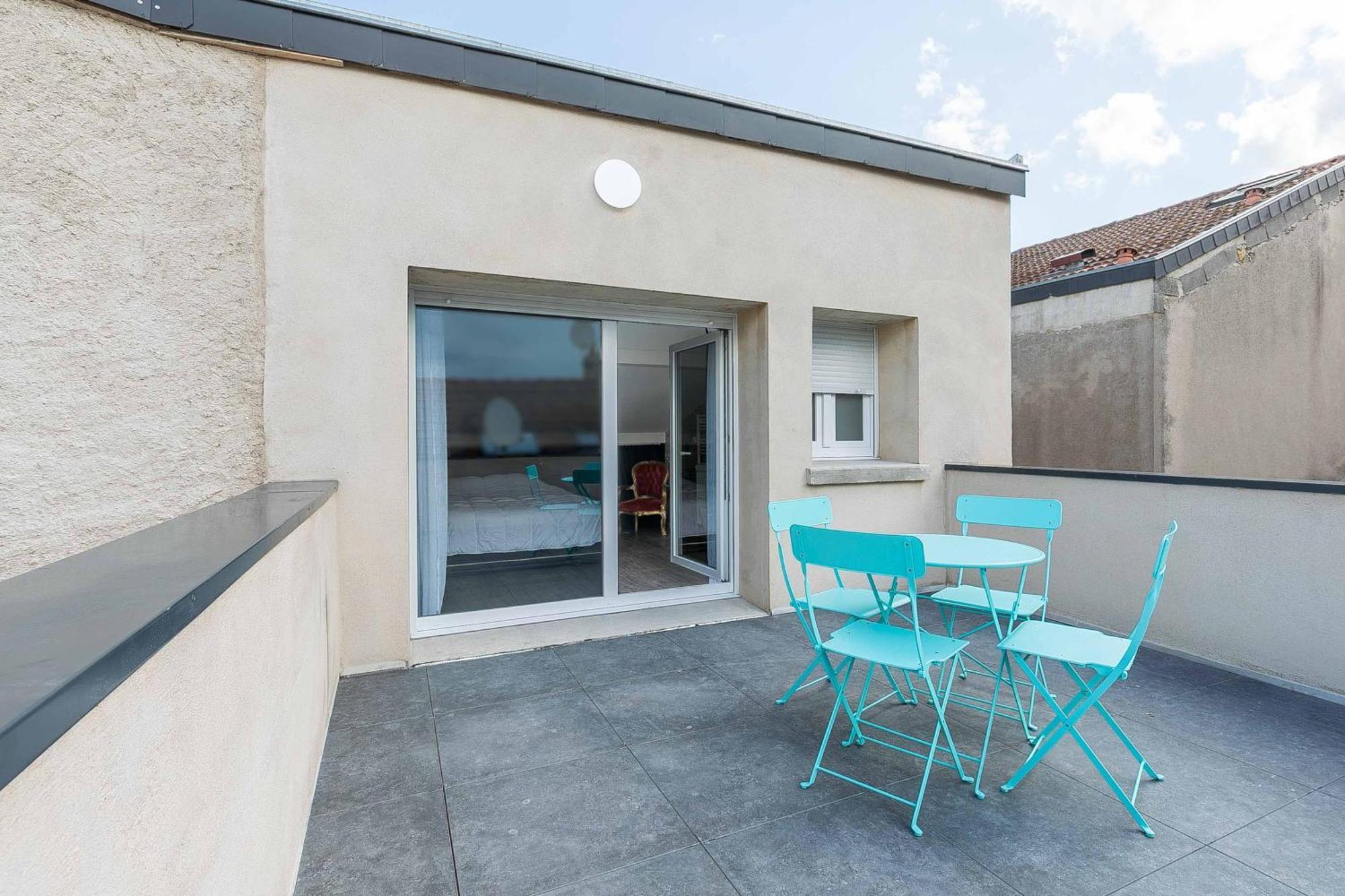 Appartement Superbe Duplex Avec Terrasse Au Coeur De *